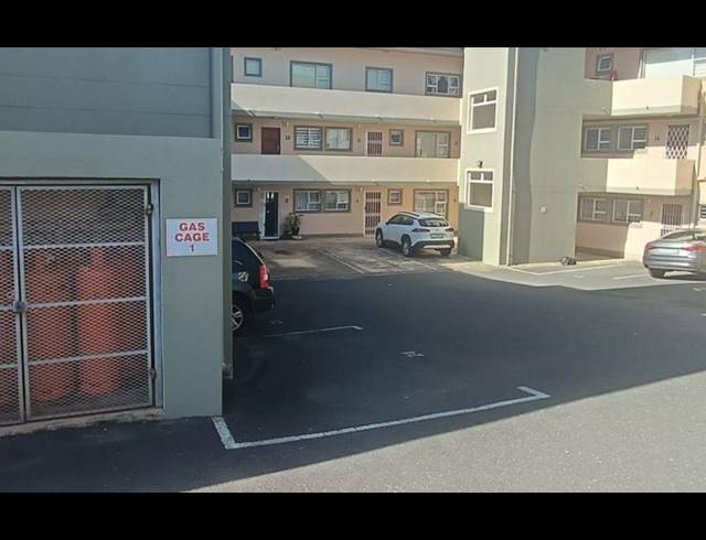 2 BEDROOM APARTMENT FOR SALE IN MANABA BEACH